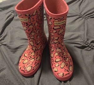 Hunter Women's Pink Leopard Rain Boots